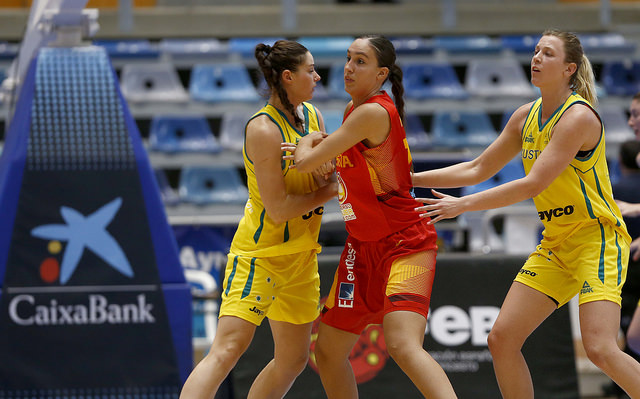 Torneo de Huelva. España - Australia. 