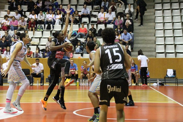 Chelsea Gray abandona Spar Citylift Girona.