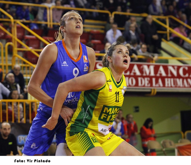 Liga Femenina. Jornada 18. Perfumerías Avenida contra Mann-Filter