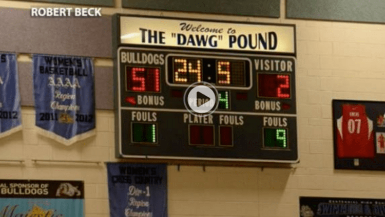 Las Bulldogs de Centennial evitando ganar por más de 49 puntos