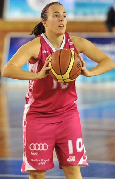 María Asurmendi, nuevo fichaje de Perfumerías Avenida