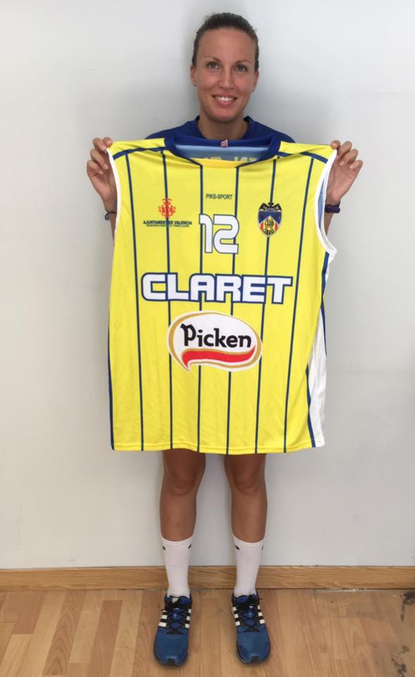 Laura Pinto vuelve a Picken Claret