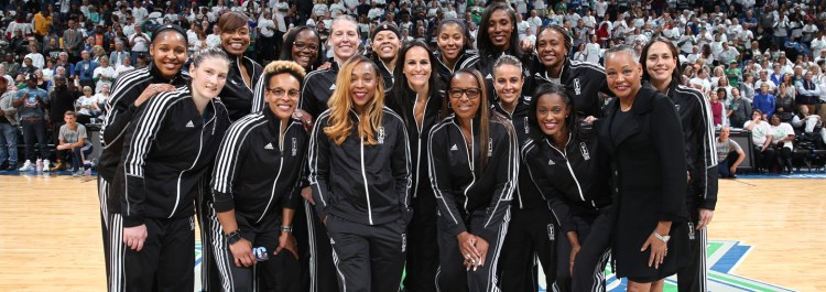 Las 20 mejores jugadoras de los 20 años de la WNBA hacen sus predicciones de las WNBA Finals