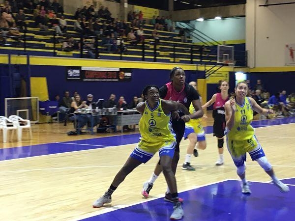 Liga Femenina. Jornada 15. Spar Gran Canaria derrota a CREF ¡Hola!
