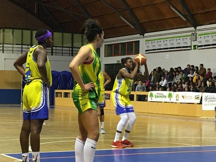 Liga Femenina. Jornada 24: CB Al-Qázeres Extremadura - Spar Gran Canaria