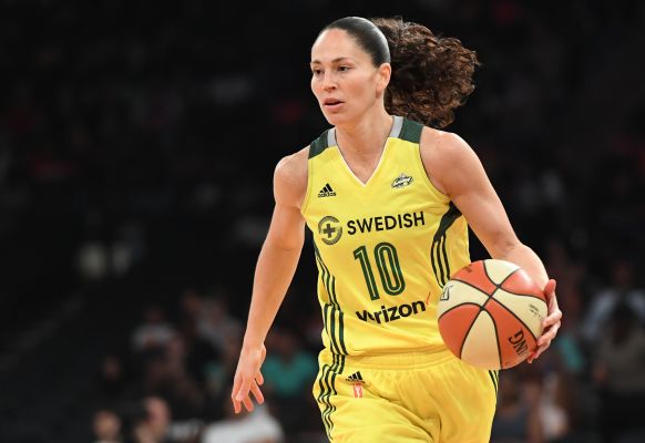 Sue Bird, máxima asistente de la WNBA.