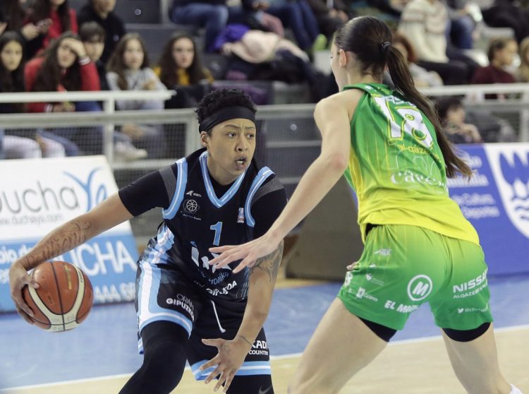 Liga DIA. Jornada 18: IDK Gipuzkoa contra Nissan Al-Qázeres Extremadura