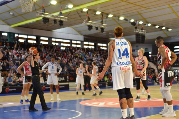 Perfumerías Avenida derrota a Spar Citylift Girona y es el nuevo líder de la Liga DIA