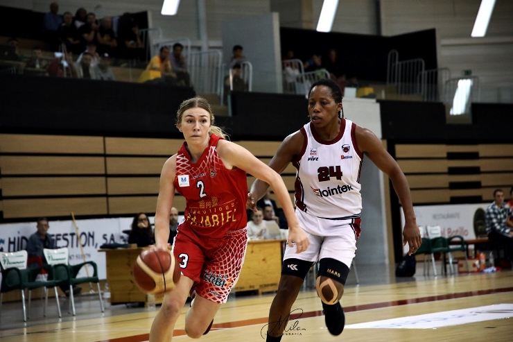 Liga Femenina Endesa: Embutidos Pajariel Bembibre contra Lointek Gernika Bizkaia