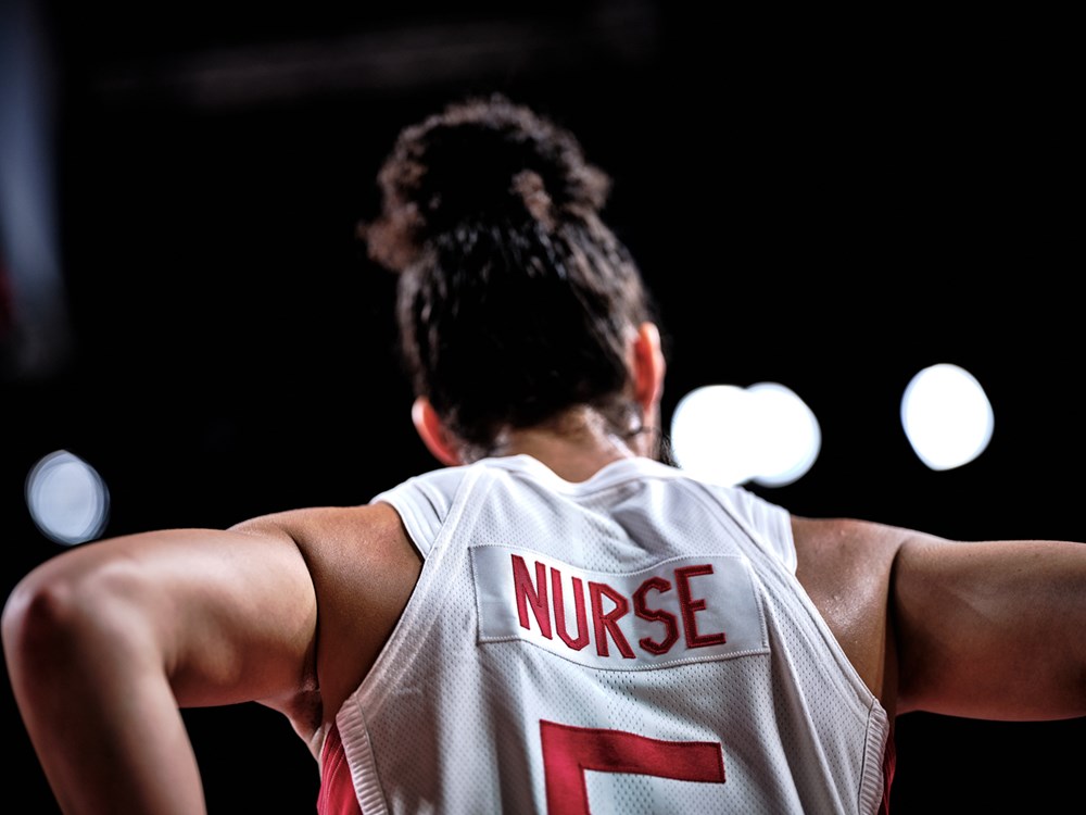 Kia Nurse se rompe el ligamento cruzado de la rodilla