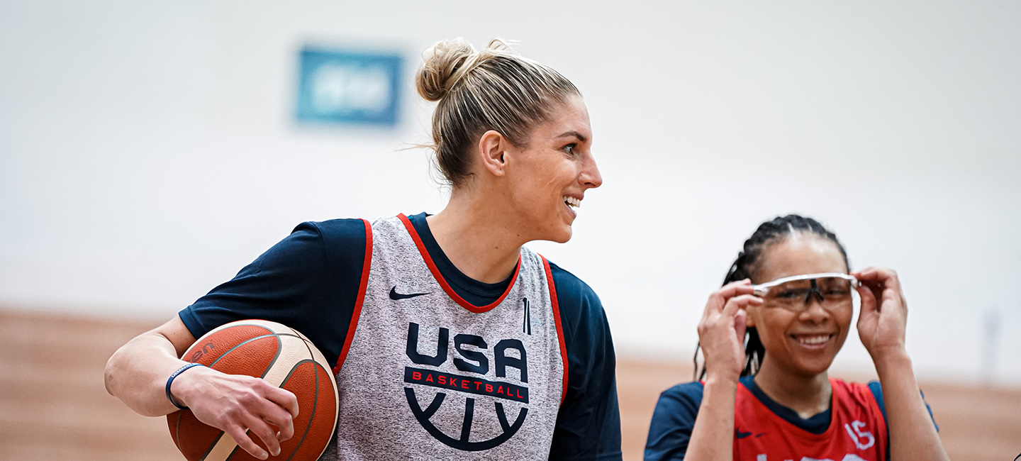 Elena Delle Donne regresa a las pistas con Estados Unidos