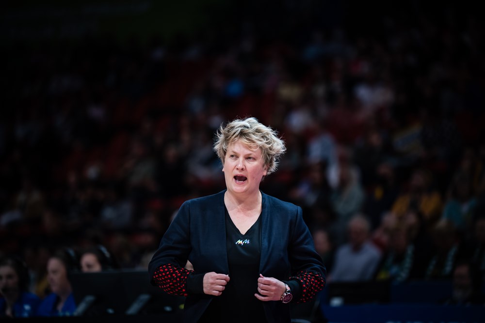 Marina Maljkovic, seleccionadora de Serbia, habla de la mujer en el baloncesto